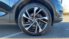 Volvo Xc40 2.0 B4P R DESIGN Pro 5dr Auto Petrol Estate